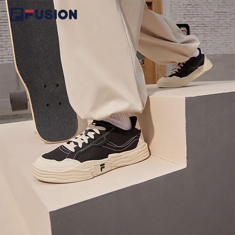 FILA FUSION POP 2.0 Women s Canvas Sneakers US Women 6.5
