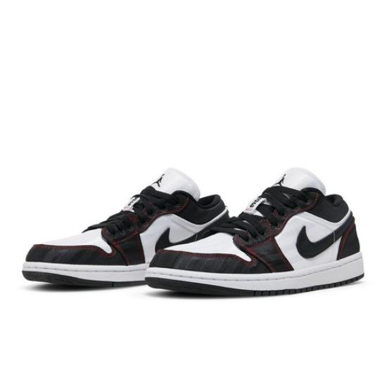 

Air Jordan Wmns Air Jordan 1 Low SE Utility White Black Red DD9337-106 EU 40.5 белый/чёрный