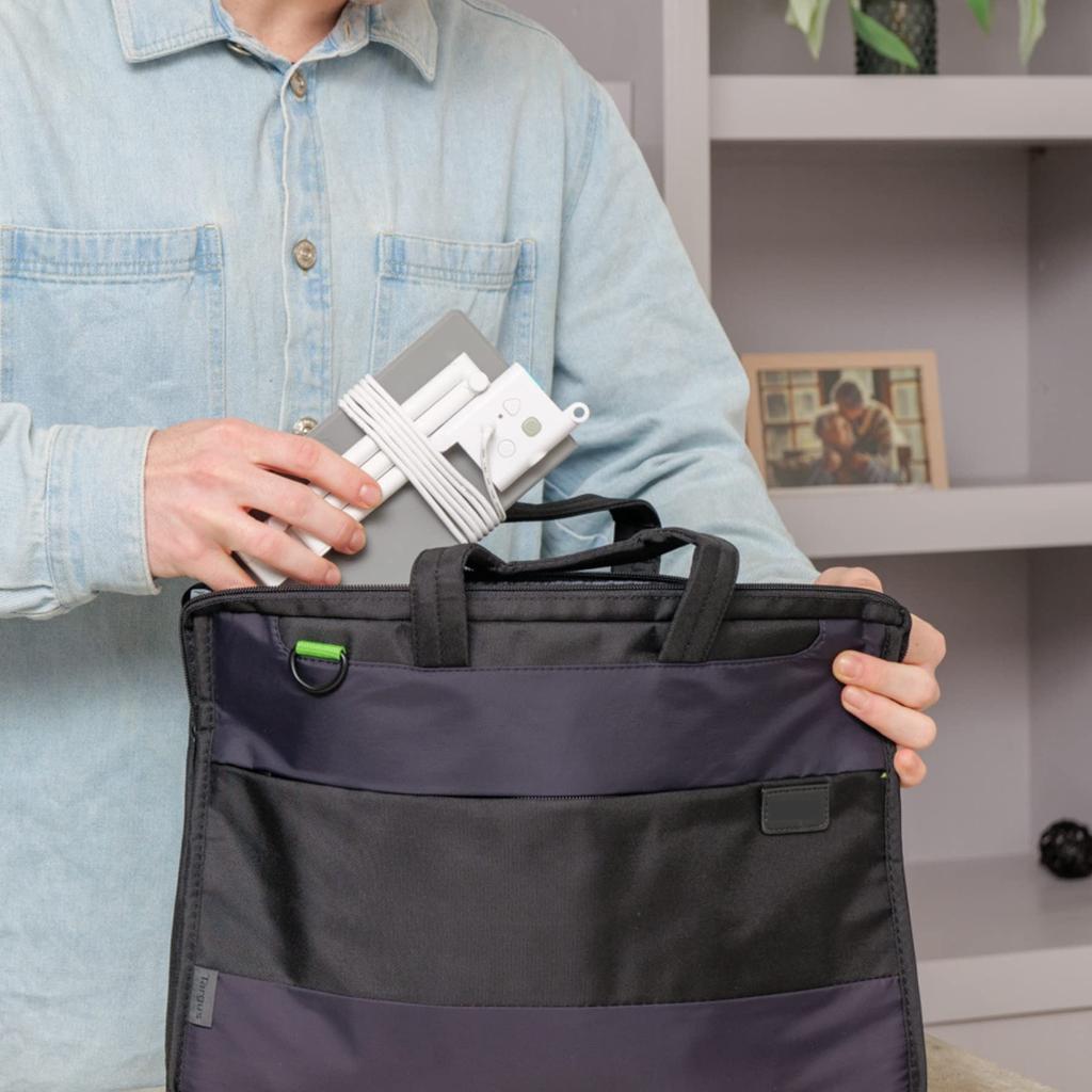 OKIOLABS OKIOCAM 8 Million Pixel Document Camera USB A3 Compatible Online Classes Individual Guidance Web Conferencing Telework Actual Projector Made