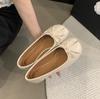 Fashion Soft Leather Split Toe Women Tabi Ballet Flats Spring Autumn Comfortable Walking Lazy Loafers Women Slip-On Casual Shoes