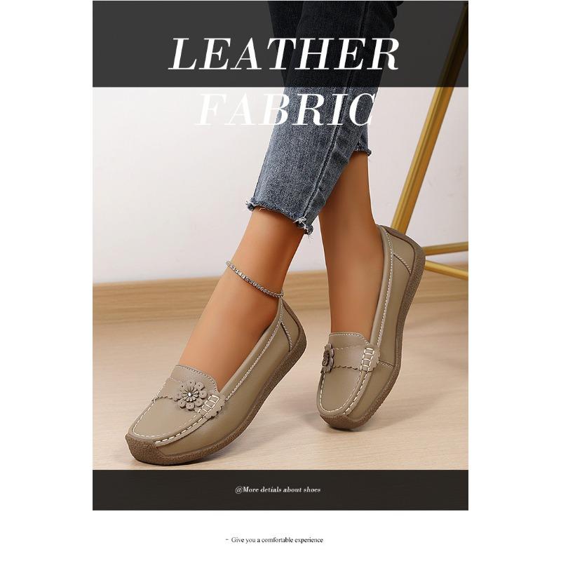 Casual Women's Soft-soled and Soft-top Flat Shoes