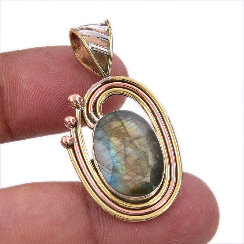 

Natural Labradorite 925 Solid Sterling Silver Jewelry TwoTone Pendant 1.50 r4T50