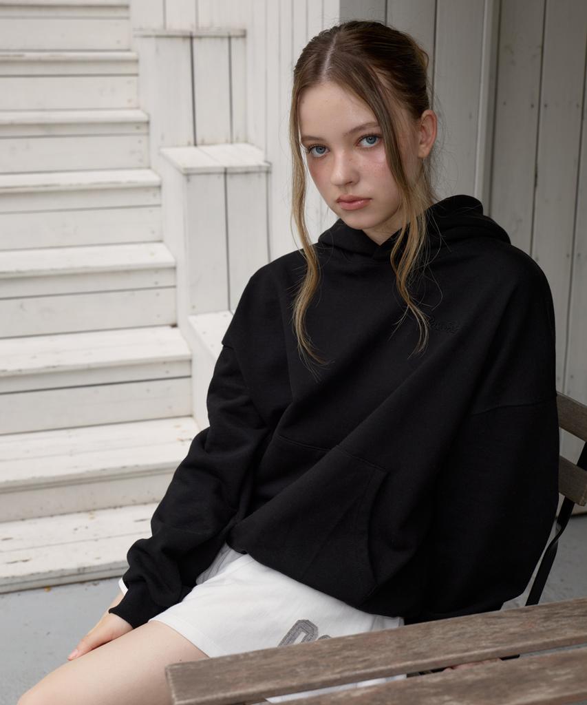 Rosefranz Back Rose Embroidery Hoodie [Black]