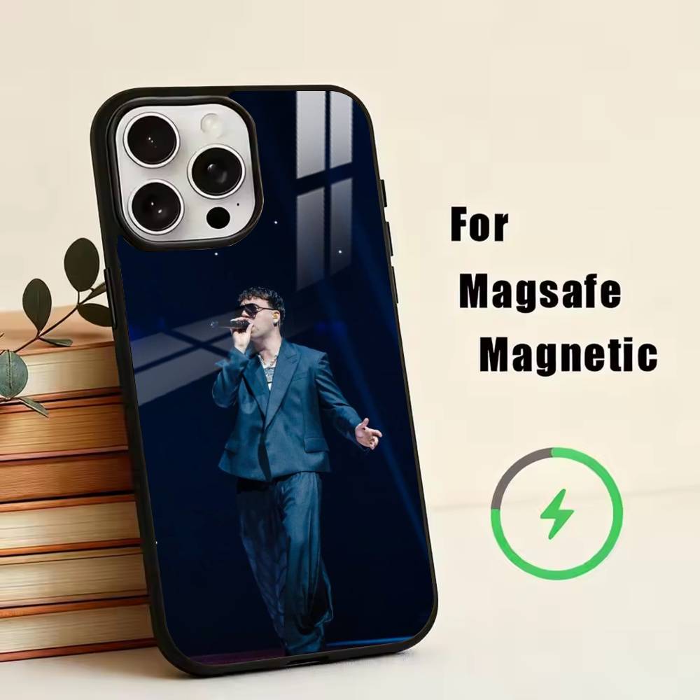 Singer Q-Quevedo  Phone Case For iPhone17,16,15,14,13,12,11 Plus,Pro Magnetic For Magsafe Wireless Charging