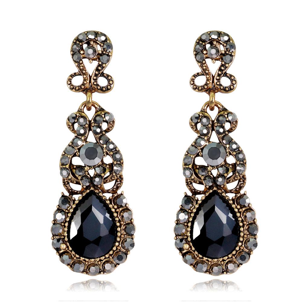 

European & American Teardrop Earrings: Classic, Bold Alloy Diamond Design