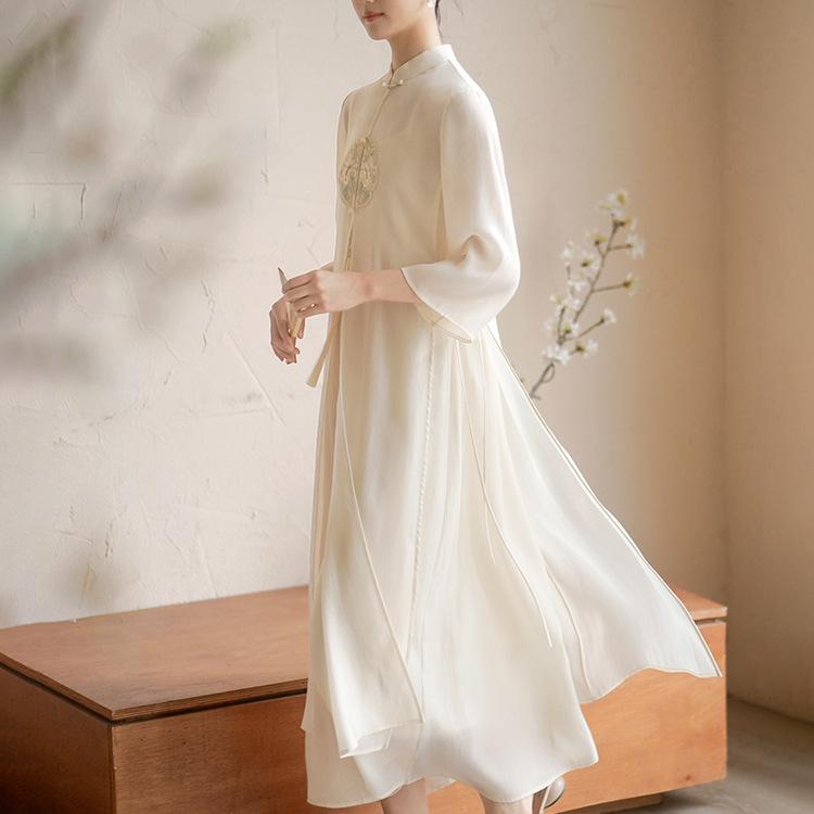 Women's Elegant Embroidered Zen Tea Ceremony Dress - Summer 2026 Chinese Style Flowing Fairy Qipao