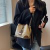 Vintage Straw Woven Drawstring Women Large Capacity Bucket Bag with Faux Leather Accents Small Crossbody Purse for Summer Beach