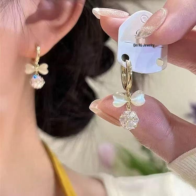 Korean-Style Elegant Rhinestone Ball Earrings - Versatile, Fashionable, and Ultra-Shiny Design.