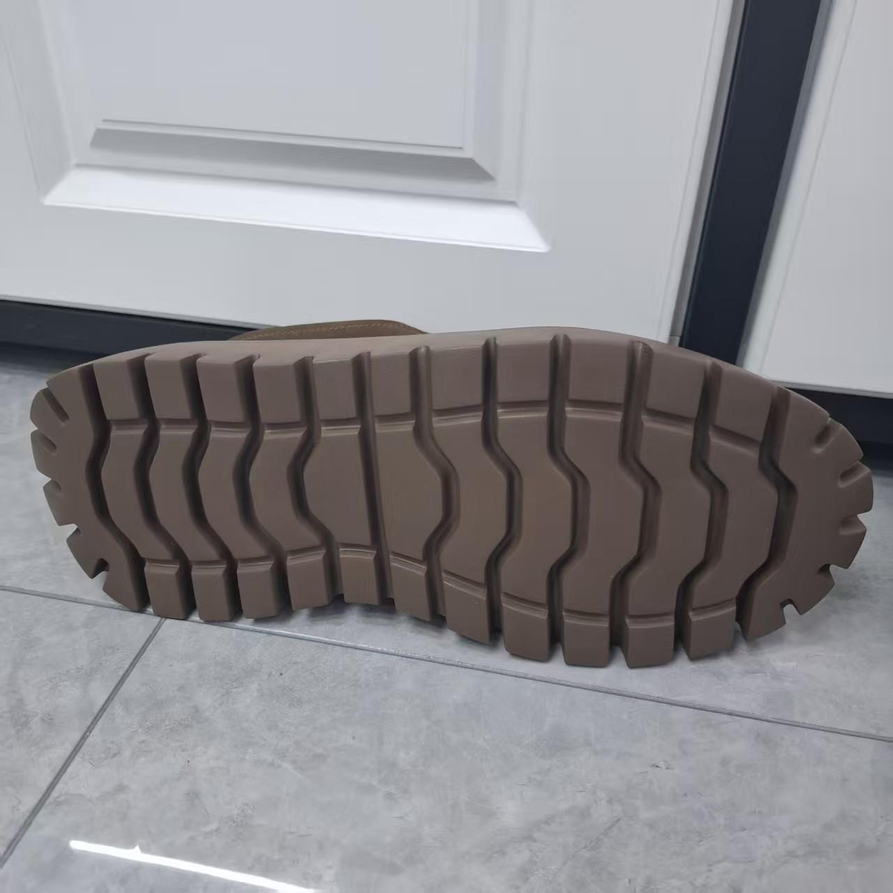 

Men s 2025 Autumn Thick-Soled Height-Boosting Cowhide Casual Leather Skate Shoes Size 39