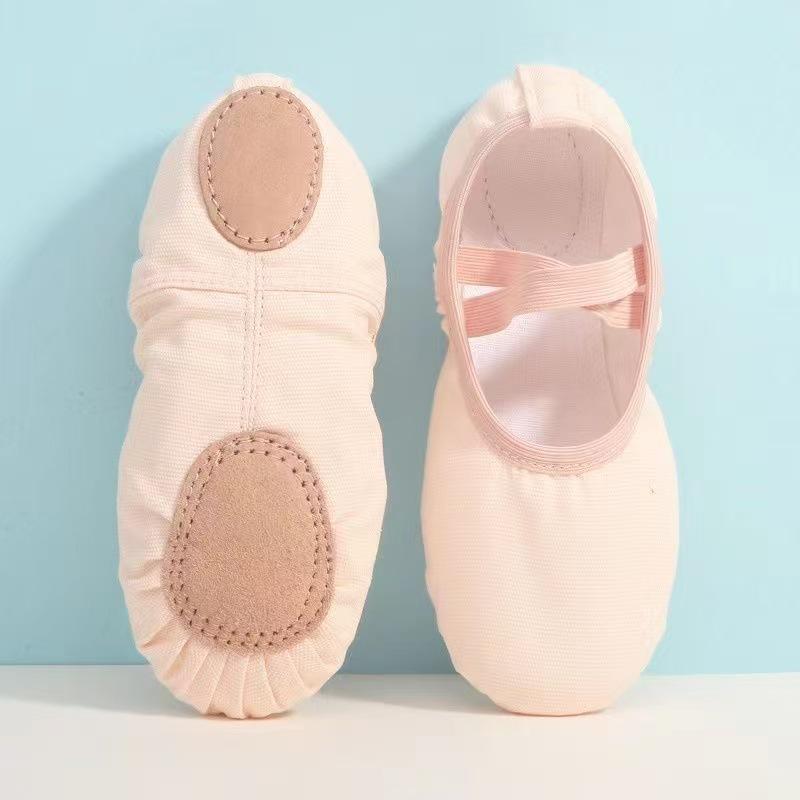 Women's Kindergarten Winter Dance Shoes - Lace-Free, Cat Paw Design for Students