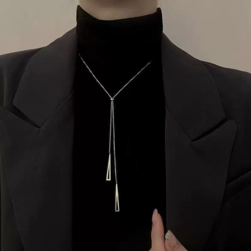 Tide Stacked Butterfly Necklace Female Niche Design Sense Versatile Personality Internet Celebrity Hip Hop Collarbone Chain Neck Chain