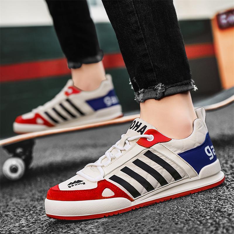 Fashion 2024 Trendy Vulcanized Shoes Men Designer Canvas Sneakers Male Flat Trainers Streetwear Canvas Shoes Men Breathable Sports Shoes