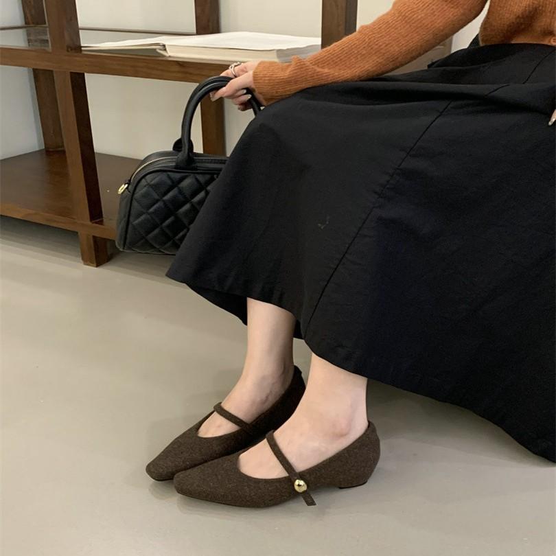 Retro woolen light-mouth flat-soled single shoes for women's autumn and winter 2025 new soft-soled one-word with square head Mary Jane shoes