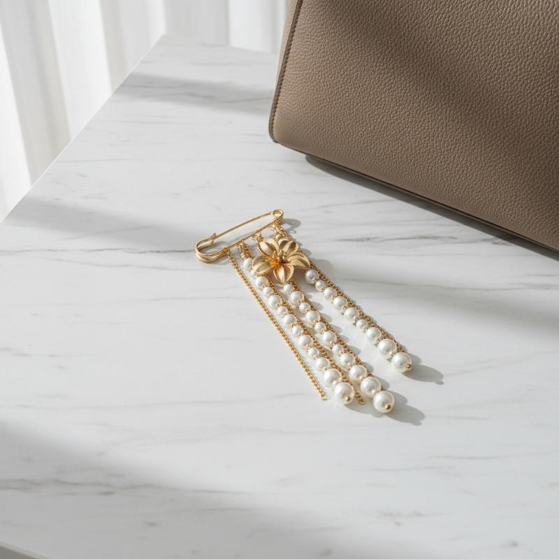 Mode Perle Blomst Broche Overdreven Kvast Pin Flerlags Bukse Kæde Charme Revers Pin Smykke Dekoration Tilbehør Gaver