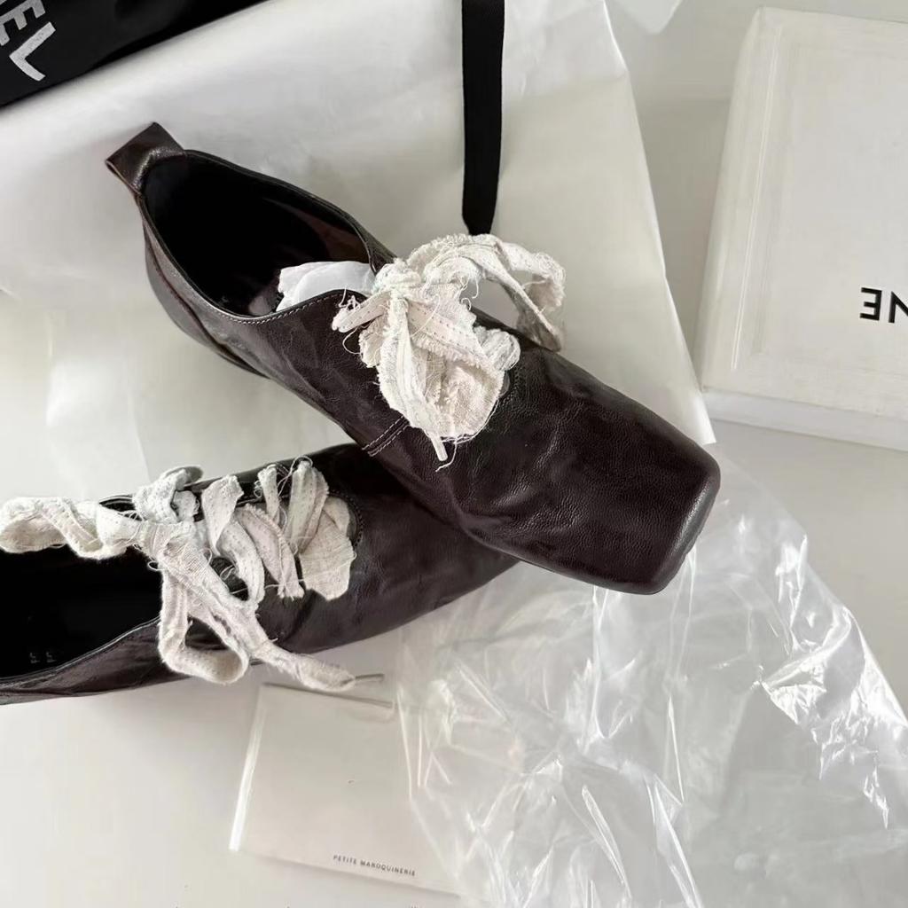 Sheepskin version~ retro literary square head small leather shoes high sense thick heel front lace-up outside wear temperament leather single shoes