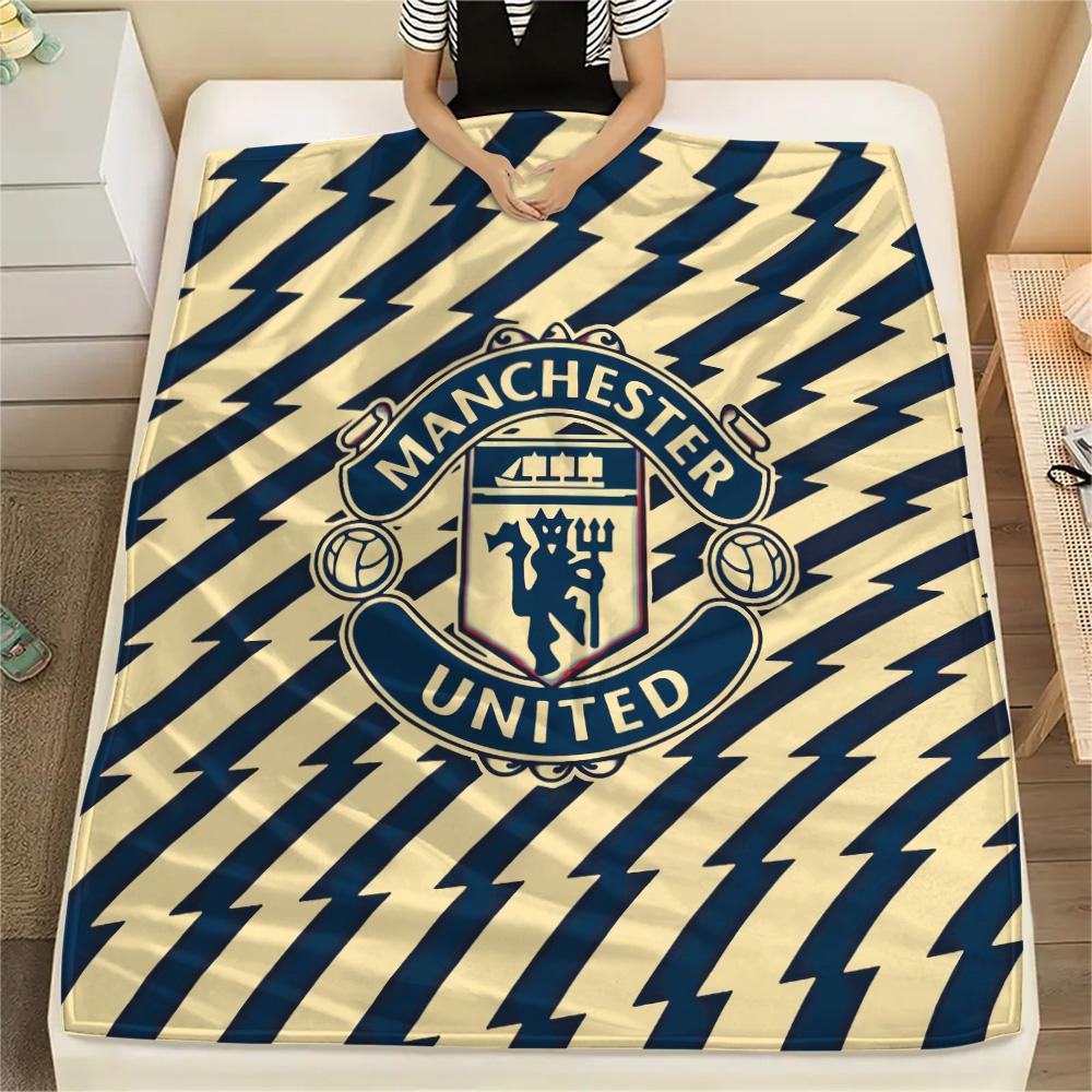 1pz Coperta in Flanella con Stampa Manchester United FC, Alta qualità Confortevole per Tutte le Stagioni, Decorazione per la Casa, Calore e Comfort, Perfetta per Regali di Natale