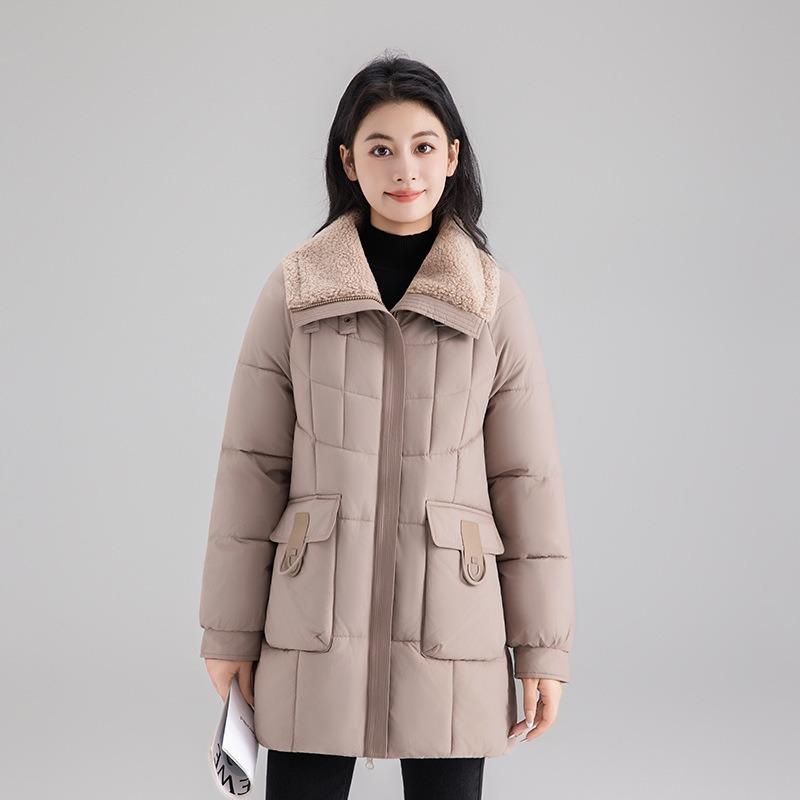 

Зимняя новая свободная темпераментная одежда больших размеров с хлопковой подкладкой, женская средней длины, с лацканами из овечьей шерсти, хлопковая куртка для мамы 2XL suggestion [170--185] catties хаки