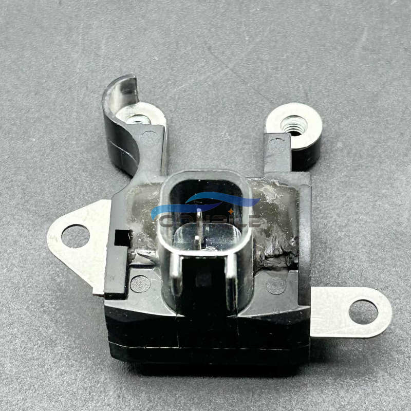 For Chrysler Dodge Jeep Wrangler 3.6 Mitsubishi 14V Vehicle Alternator Regulator 1pc