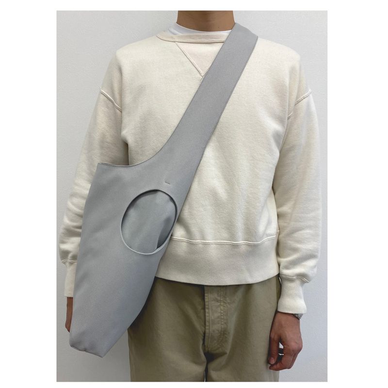 

В наличии K8.0 Kenijima Same Cleanfit Рабочая одежда Волшебная сумка Пакет для воды Светло-серый Классный White Gray