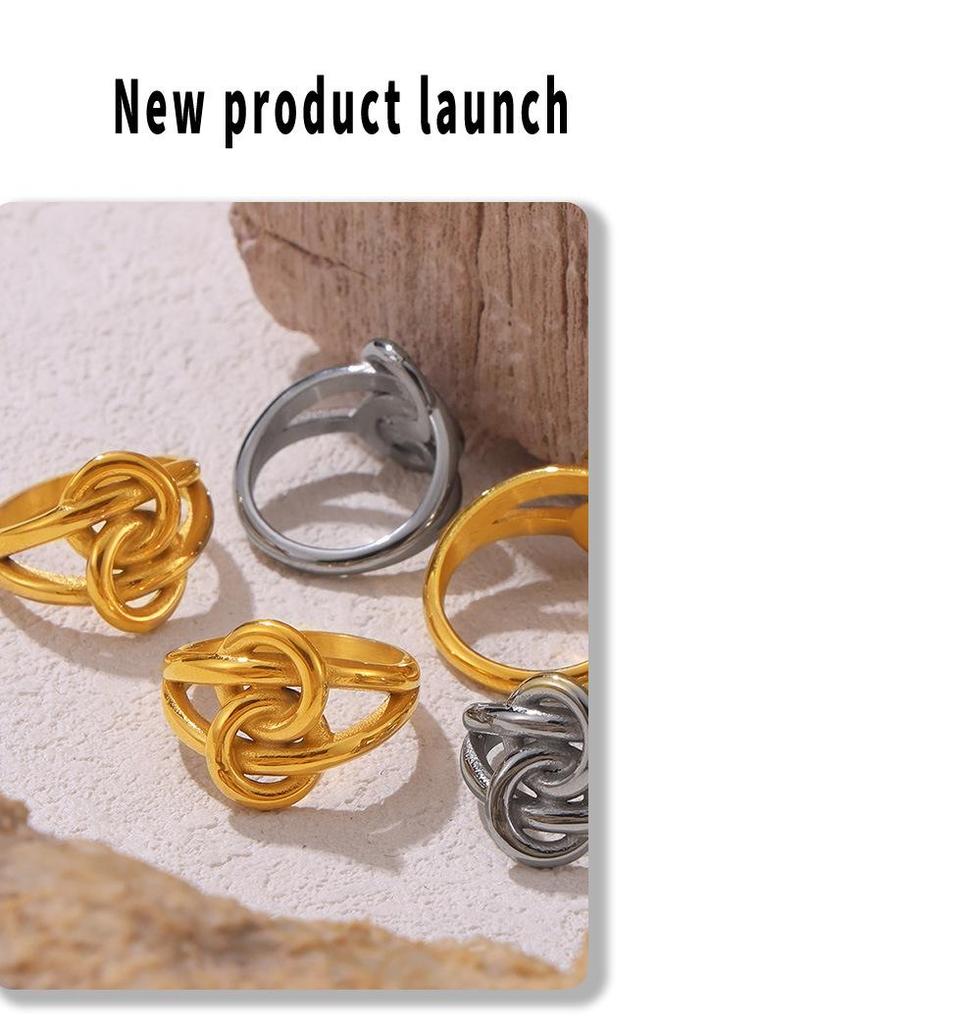 Unique Interlocking Double-Layer Hollow Design Gold-Plated Titanium Steel Ring