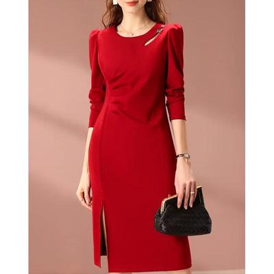 Elegante Vestido Midi con Abertura y Manga Larga
