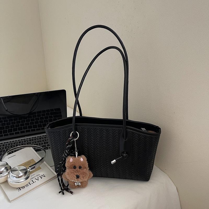 Woven Pattern Bag Women's Large-capacity Autumn and Winter Versatile Shoulder Underarm Bag Casual Commuter Bag