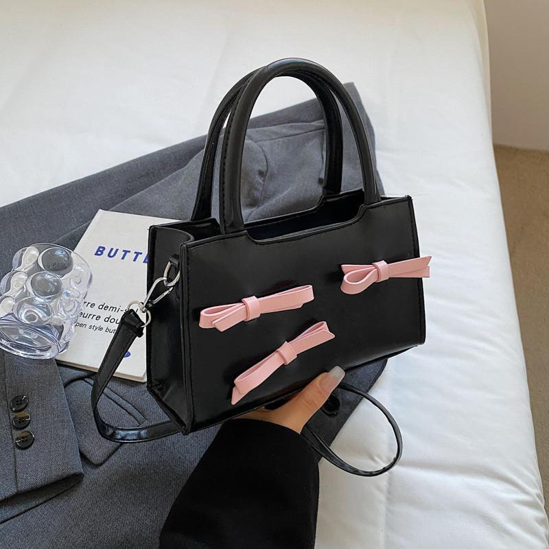 2024 New Fashion Retro Casual Crossbody Bag For Women Street Style Small Shoulder Bag