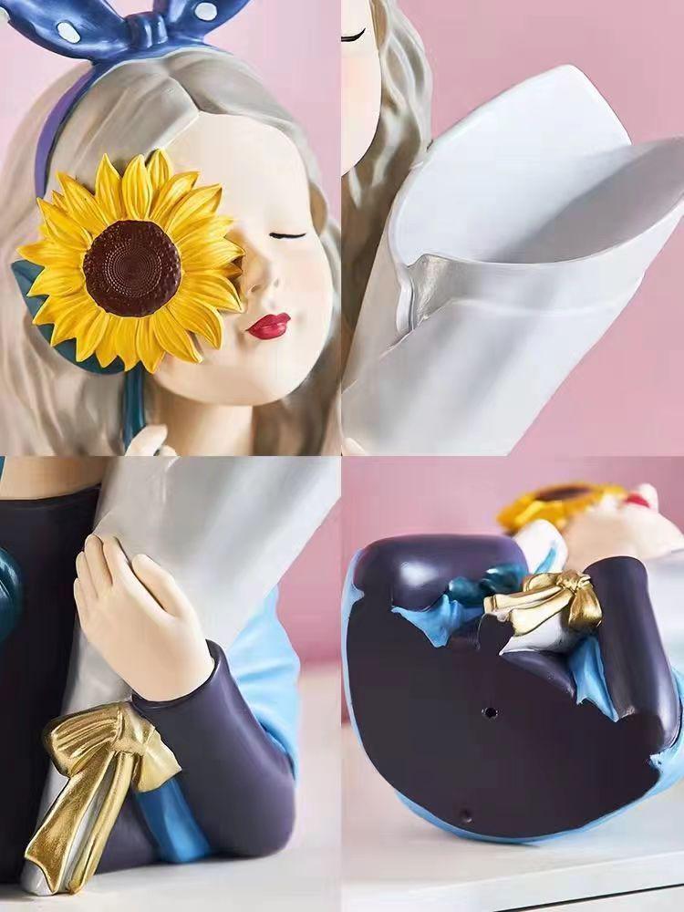 Nordic Girl Luxury Flower Arrangement Vase - Creative Home Decor for Living Room & Entrance Hall