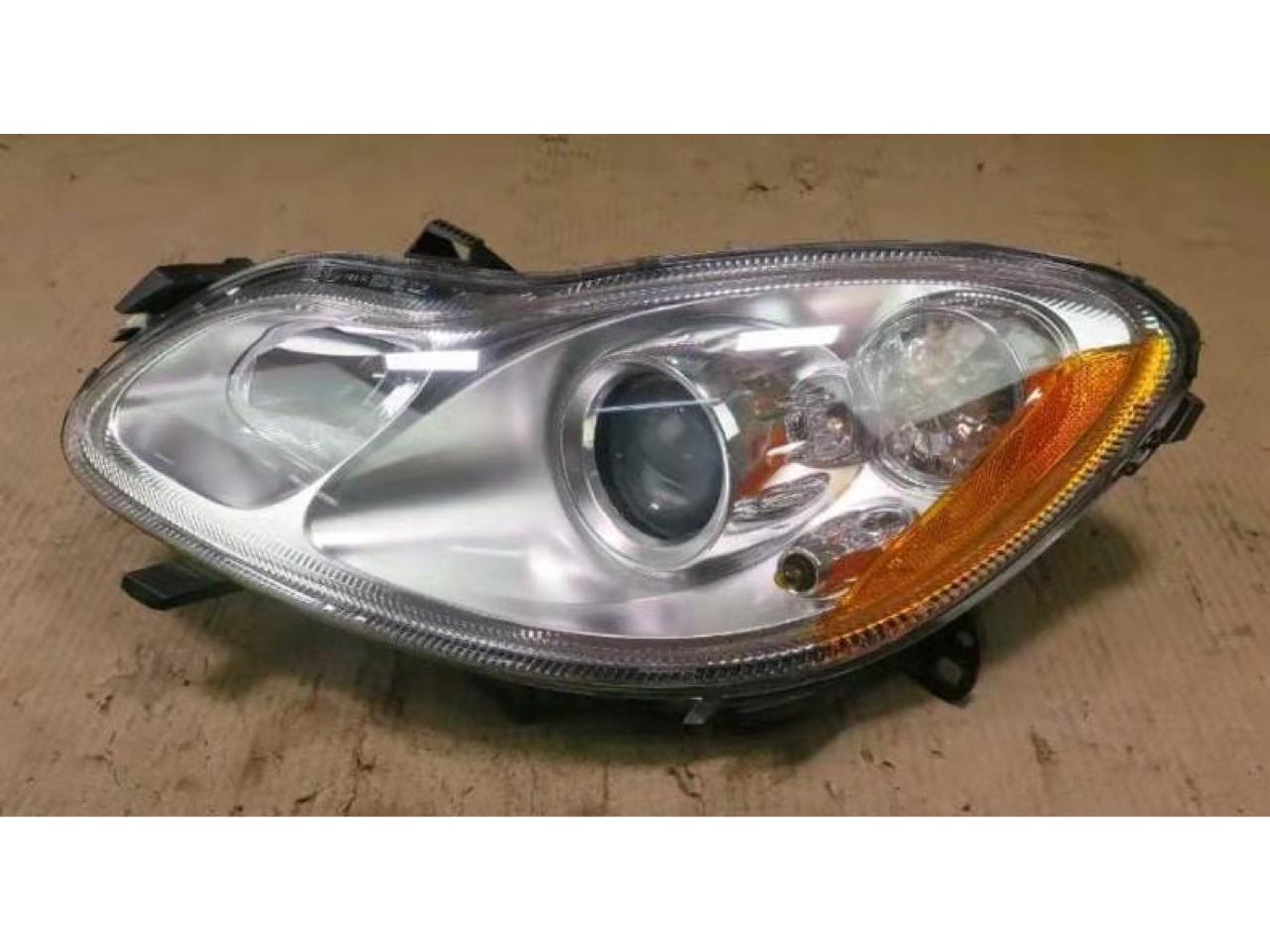 

Подходит для передней фары Smart451 (Иностранная версия) Левый/Правый 4518200559/0659 10 pieces