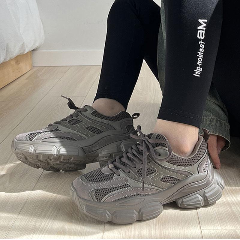 Sports shoes for women 2025 new versatile breathable lace up casual shoes versatile sports trendy shoes