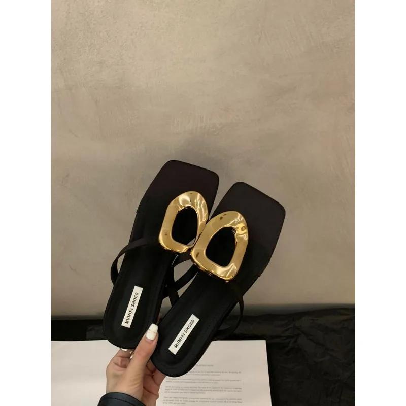 

Новые шлепанцы с квадратным носком и открытым носком, женские однотонные универсальные шлепанцы с перемычкой между пальцами, сандалии на плоской подошве с металлической пряжкой, обувь для женщин 35 чёрный