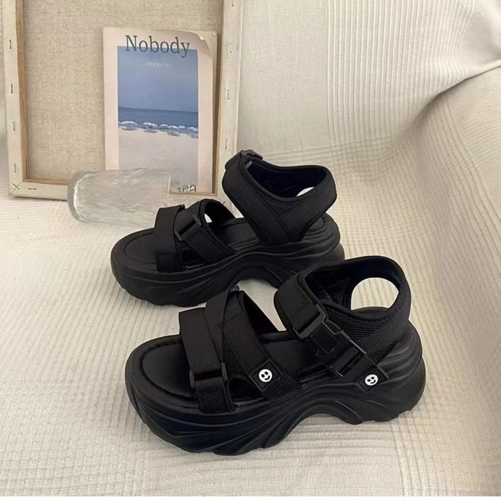 Daddy sandals women's platform 2025 summer new Korean version versatile small sports Velcro muffin Roman shoes