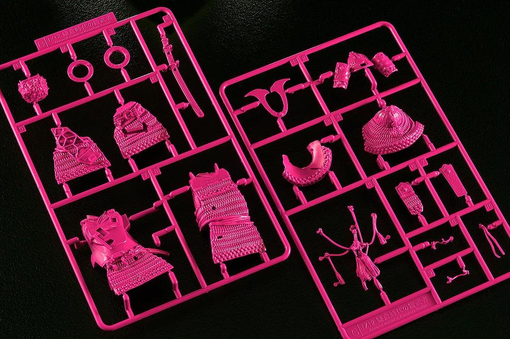 PLAMAX Kamakura Period Samurai Armor Camellia Design Pink Color Edition Scale Assembly Plastic Model Kit 1/12 - - - 1/12