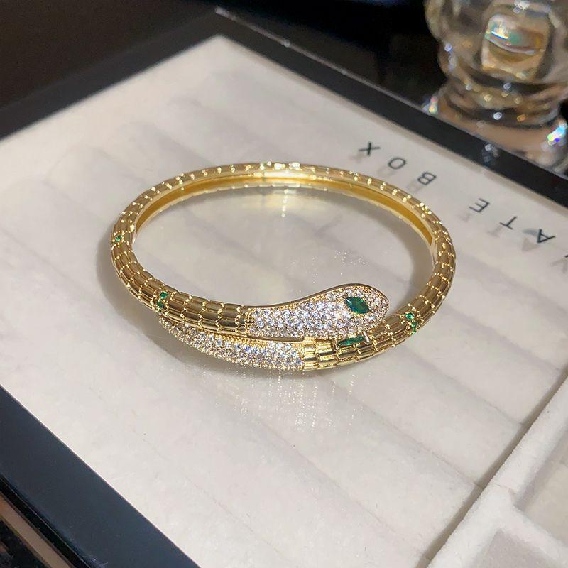 Heavy Industry and High-end Feel, High-end Light Luxury Exquisite Jewelry Bracelet