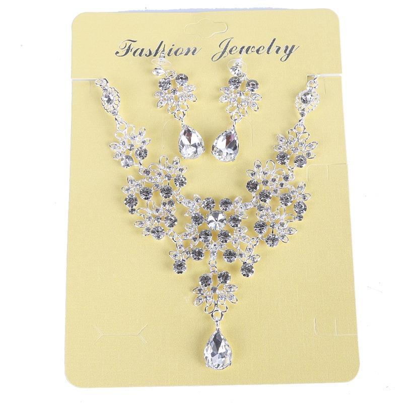 

European and American Bride Drop Earrings Necklace Set Adjustable Pendant Necklace One Size білий