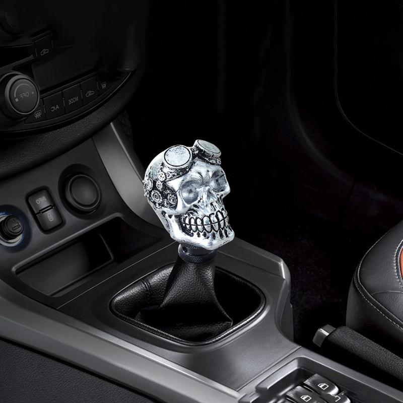 Universal Skull Head Gear Lever Gear Shifts Knob Skeleton Shape Gear Shift Knob Manual Transmission LED Light Gear Shifts Knob