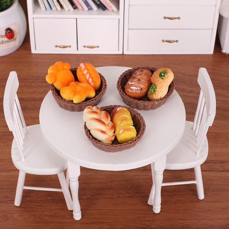 1/12 Dollhouse Simulation Mini Bread With Basket Model Dollhouse Kitchen Decoration Dolls House Dessert Shop Food Ornaments