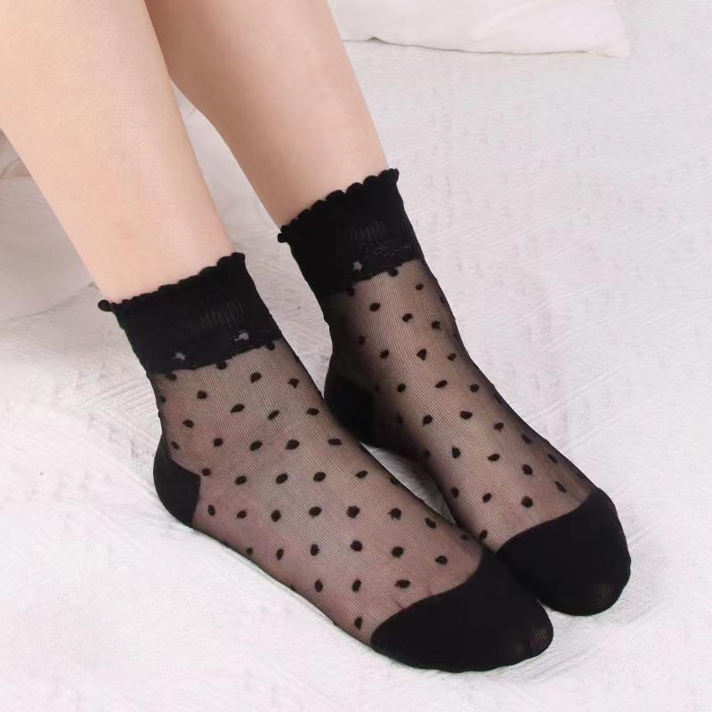 DONG AI Invisible Socks Women Summer Lace Socks Crystal Silk Polka Dot Ankle Socks Glass Black White Transparent Sock for Ladies