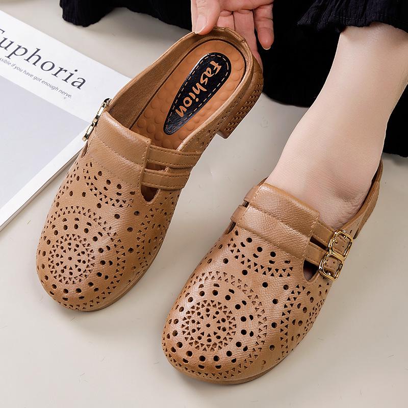 Yuzhihao Women's Summer Slip-On Perforated Sandals - Fashionable Flat Style