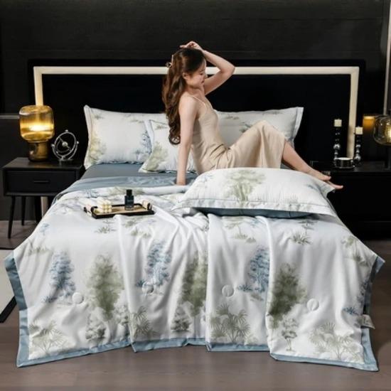 Fashion Summer Breathable Fashion 6A Silk Blend Summer Washable Skin Friendly Air Conditioning Quilt