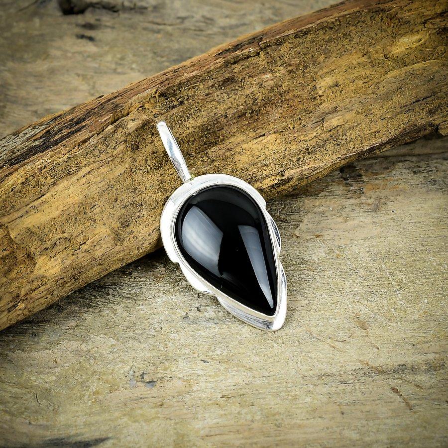 

Black Onyx Gemstone Handmade 925 Sterling Silver Jewelry Pendant 1.85 M-110