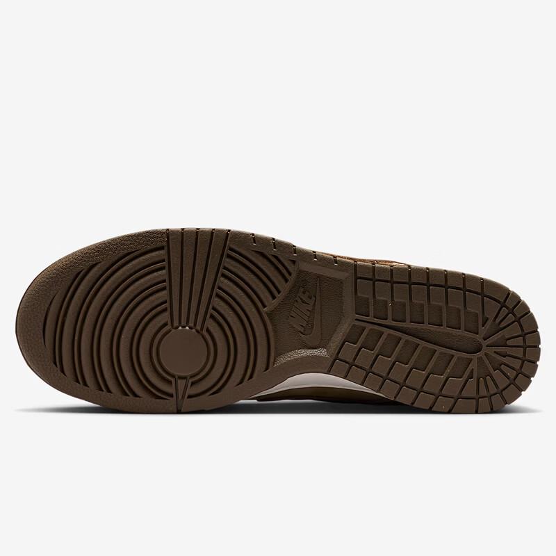 Nike Men's DUNK CNY Year of the Horse Limited Skate Shoes