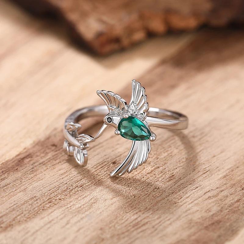 Huitan Gorgeous Lovely Bird Opening Ring for Women Creative Delicate Finger Accessories with Green CZ Trendy Fancy Party Zircon