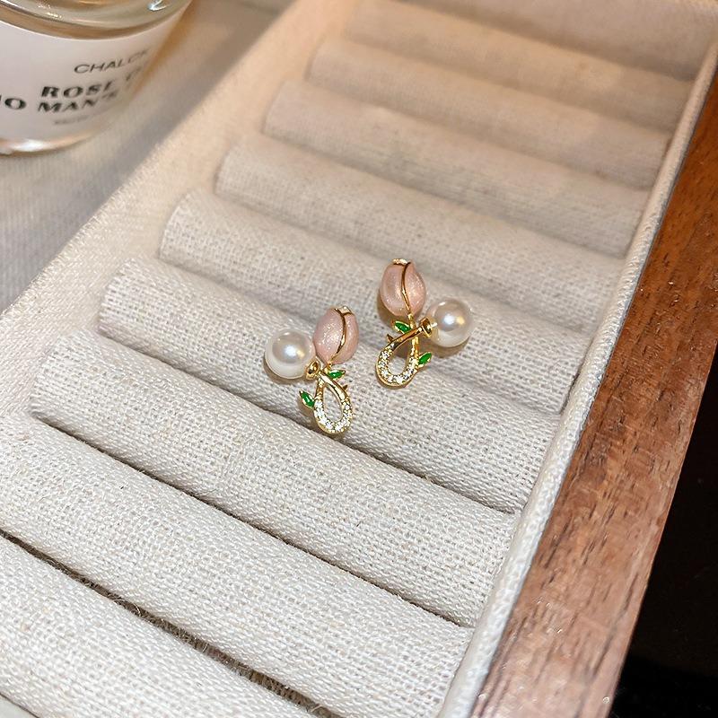 Pearl Tulip Flower Earrings Women Girl Simple Cute Pastoral Style Stud Earrings Casual Accessory Jewelry Gifts