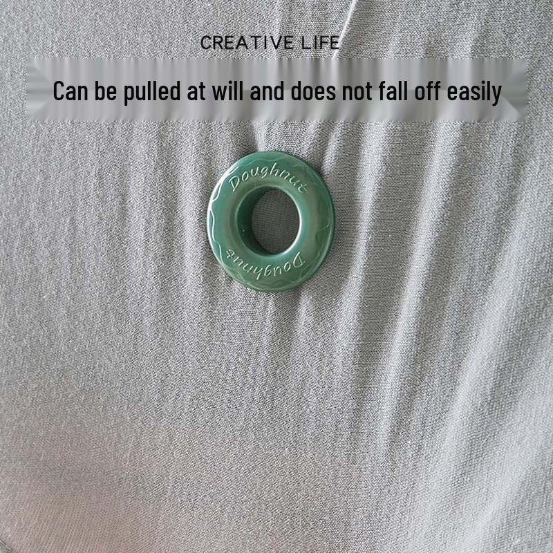 Quilt and Bedsheet Fasteners