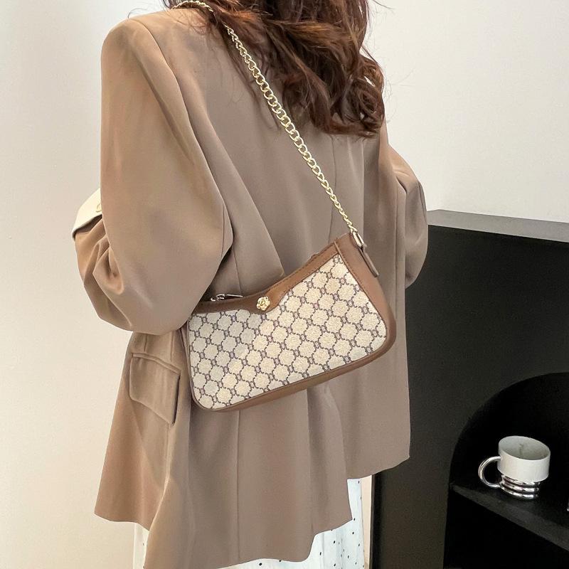 Retro Women's Bag New Texture French Underarm Bag Simple Fashion Niche Design Casual Personality Shoulder Small Square Bag