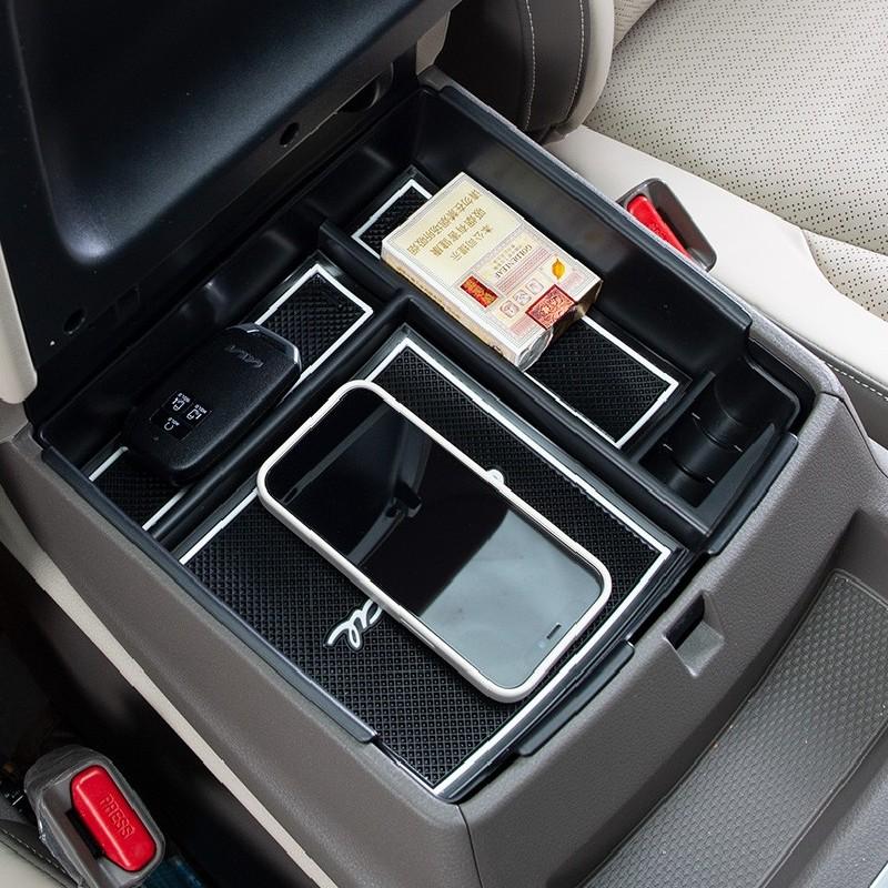 For Kia Carnival Sedona KA4 2025 2025 2025 2025 2025 Car Armrest Hidden Wallet Glasses Key Card Sundries Storage Box Accessories