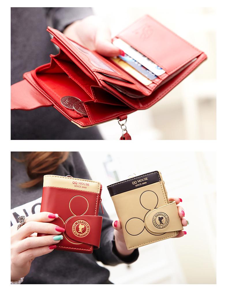 Trendy Women's Short Wallet: Cartoon Zipper Wristlet & Coin Purse