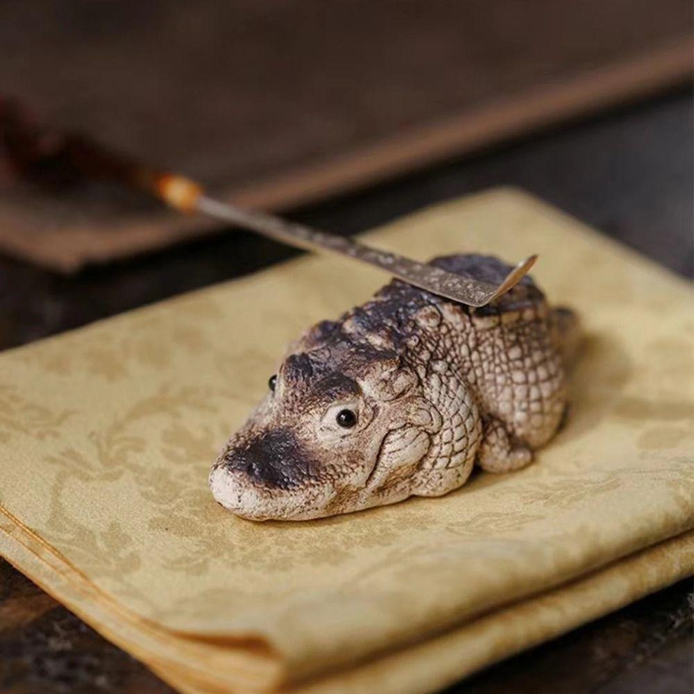 Resin Pet Figurine Lovely Crocodile Miniatures Handmade Pet Model Tea Lovers