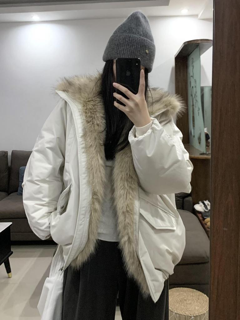 Women's Winter Quilted Jacket with Faux Fur Collar - Eagle Design